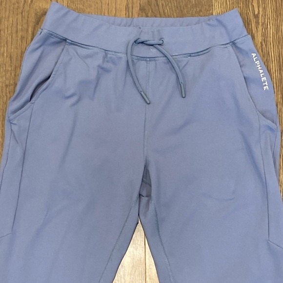 Alphalete joggers, medium - Picture 2 of 9